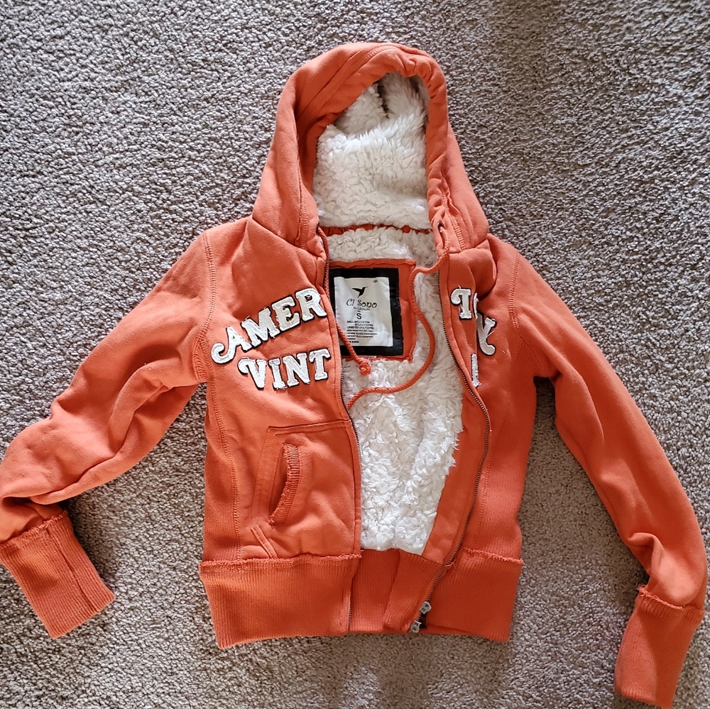 Sweatshirt - Picture 2 of 5